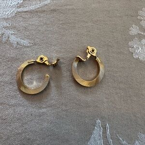 Y2K Vintage Gold Monet Earrings